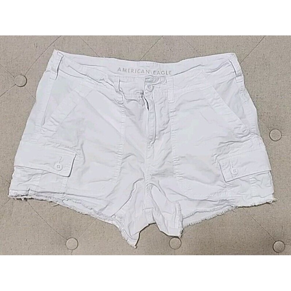 American Eagle Women's Cargo Shorts White 3" Inseam Raw Hem Size 6
